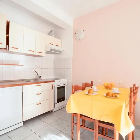 Sunny House Lilja Lejlighed *