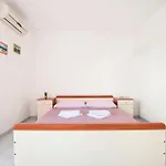 Sunny House Lilja Appartement *